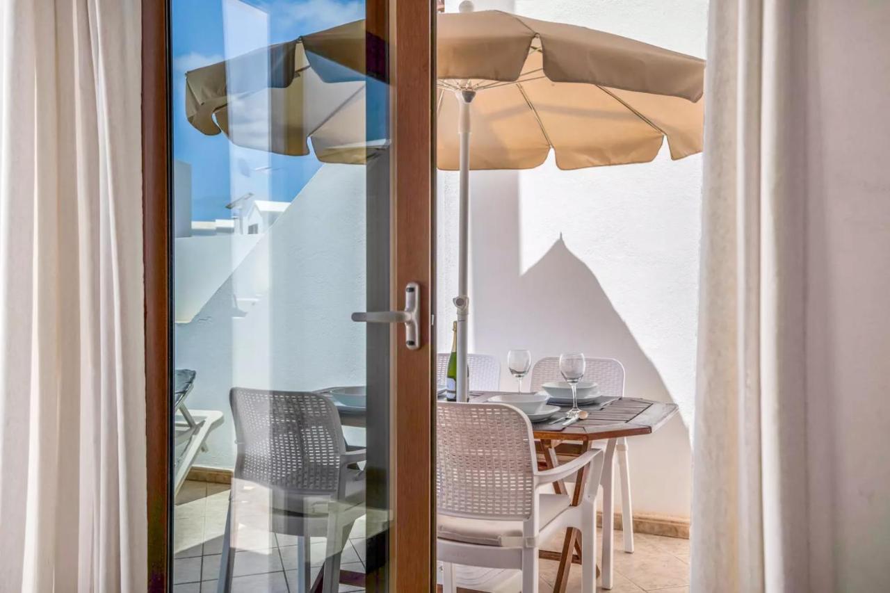 Appartamento Modern Duplex in Puerto del Carmen Tías Esterno foto