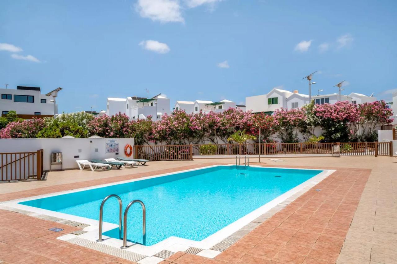 Appartamento Modern Duplex in Puerto del Carmen Tías Esterno foto